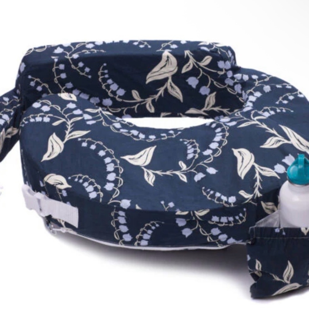 Breast Friend Nursing Pillow with Bottle Holder